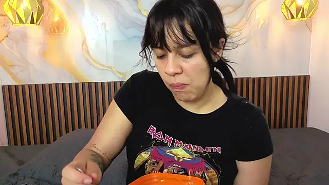 MelissaGilll online show from February 27, 2026, 8:08 pm