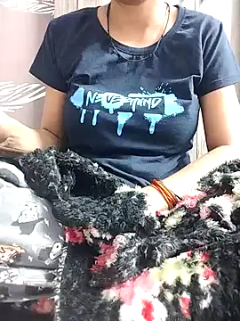 Snapshot of shalini_fire chatting on March 18, 2025, 10:07 am shalini fire online show from March 18, 2025, 10:07 am