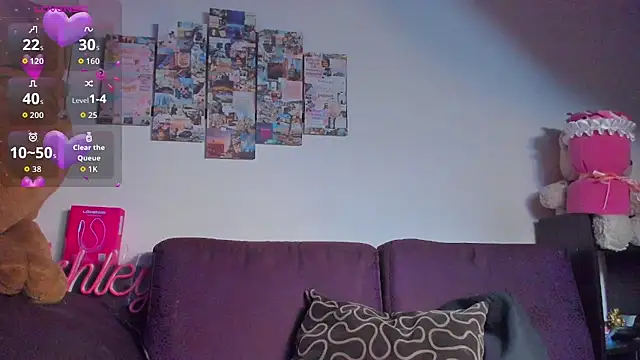 Snapshot of 1Ashley_ chatting on June 25, 2026, 4:10 am 1Ashley online show from June 25, 2026, 4:10 am