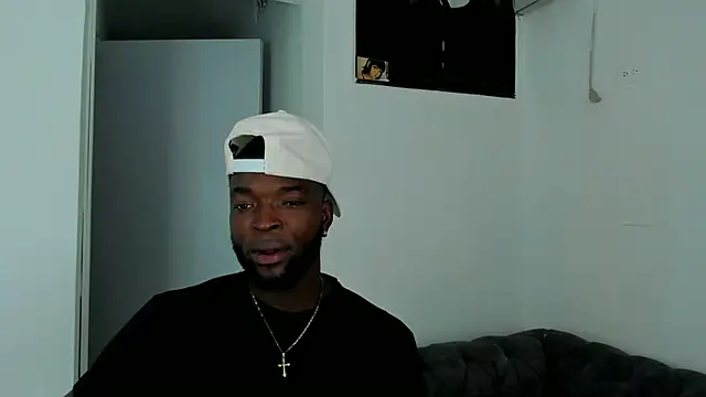 Snapshot of Dylan_Taylor chatting on September 11, 2025, 3:17 am Dylan Taylor online show from September 11, 2025, 3:17 am