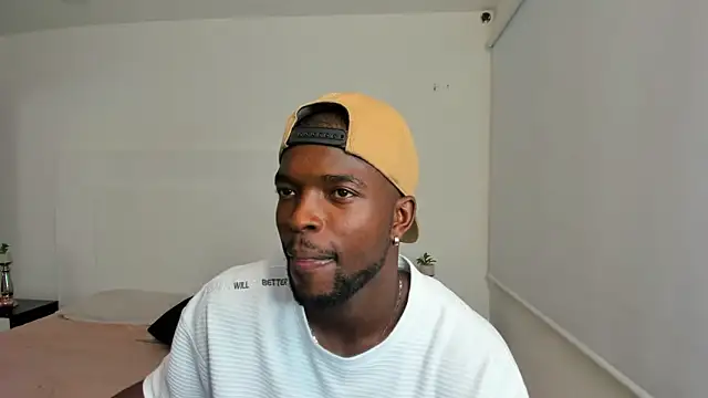 Snapshot of Dylan_Taylor chatting on March 3, 2025, 3:27 am Dylan Taylor online show from March 3, 2025, 3:27 am