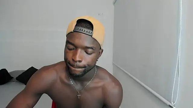 Snapshot of Dylan_Taylor chatting on March 18, 2025, 6:06 am Dylan Taylor online show from March 18, 2025, 6:06 am