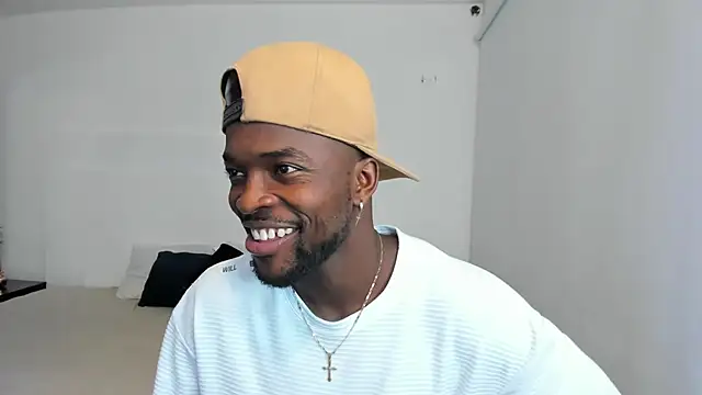 Snapshot of Dylan_Taylor chatting on March 12, 2025, 3:02 am Dylan Taylor online show from March 12, 2025, 3:02 am