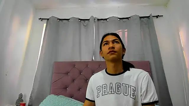 Snapshot of _lexx1e chatting on January 9, 2026, 1:07 pm lexx1e online show from January 9, 2026, 1:07 pm