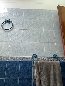 ellie mcdonald online show from October 26, 2025, 5:57 pm