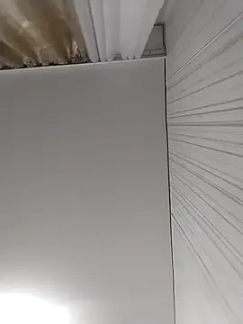 Snapshot of Lorrain_Dorrie chatting on December 5, 2025, 6:23 am Lorrain Dorrie online show from December 5, 2025, 6:23 am