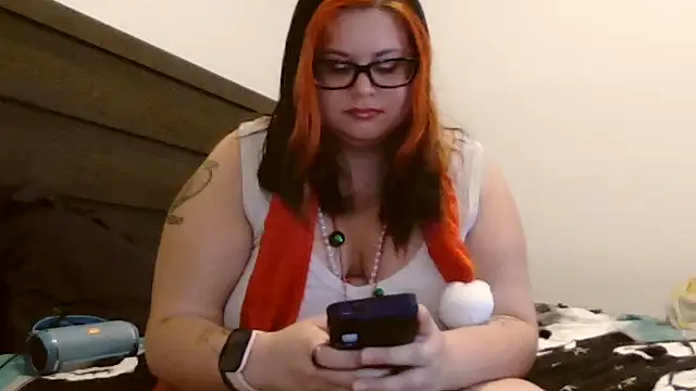 HoneyBear19 online show from November 19, 2025, 6:52 pm