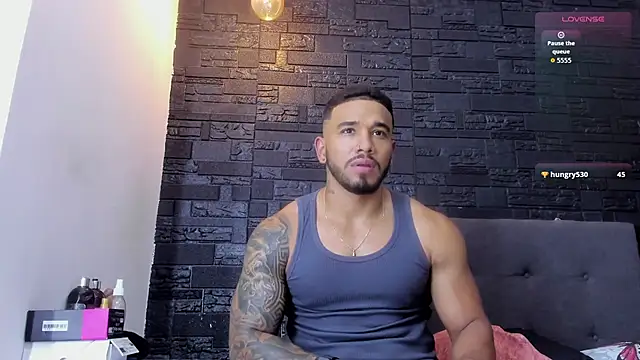 Snapshot of bruno_miller_ chatting on December 14, 2025, 8:14 pm bruno miller online show from December 14, 2025, 8:14 pm