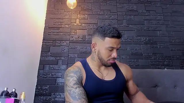 Snapshot of bruno_miller_ chatting on December 13, 2025, 8:48 pm bruno miller online show from December 13, 2025, 8:48 pm