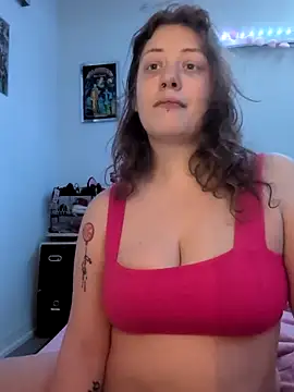 Snapshot of Twitchtheclownn chatting on December 17, 2025, 9:53 pm Twitchtheclownn online show from December 17, 2025, 9:53 pm