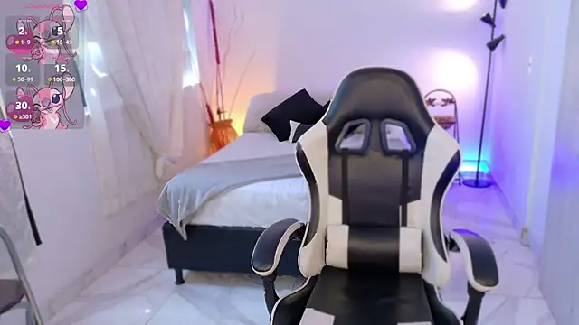 Snapshot of AnabelWolf chatting on November 11, 2025, 3:29 pm AnabelWolf online show from November 11, 2025, 3:29 pm