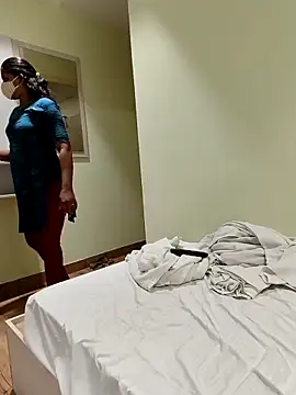 Snapshot of Tamil_Shalini_Lustyy chatting on December 3, 2025, 12:44 am Tamil Shalini Lustyy online show from December 3, 2025, 12:44 am