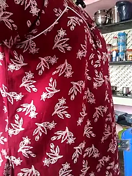 Snapshot of Tamil_Shalini_Lustyy chatting on September 10, 2025, 5:06 am Tamil Shalini Lustyy online show from September 10, 2025, 5:06 am