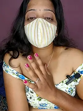 Snapshot of Tamil_Shalini_Lustyy chatting on September 26, 2025, 5:20 pm Tamil Shalini Lustyy online show from September 26, 2025, 5:20 pm