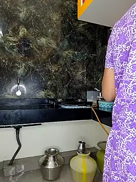 Snapshot of Tamil_Shalini_Lustyy chatting on November 23, 2025, 1:04 am Tamil Shalini Lustyy online show from November 23, 2025, 1:04 am