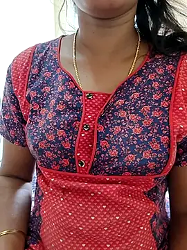 Tamil Shalini Lustyy online show from February 11, 2026, 4:01 am