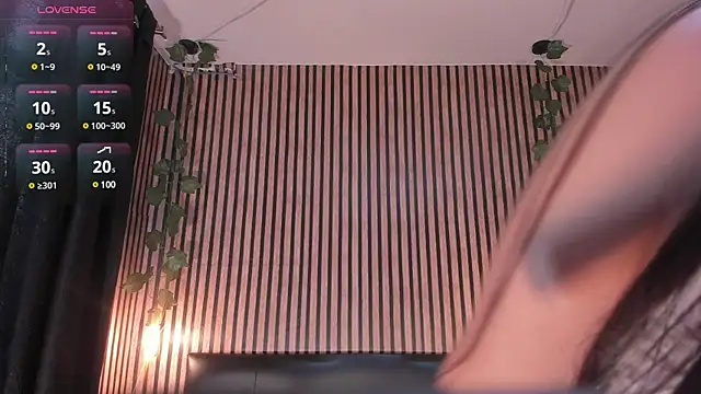 Snapshot of Victoria_Ponce1 chatting on March 12, 2025, 9:35 pm Victoria Ponce1 online show from March 12, 2025, 9:35 pm