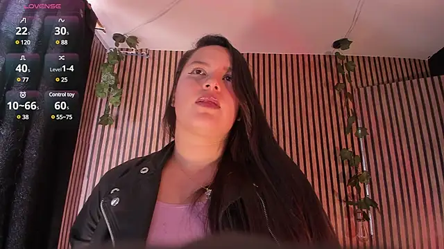 Snapshot of Victoria_Ponce1 chatting on March 3, 2025, 7:28 pm Victoria Ponce1 online show from March 3, 2025, 7:28 pm