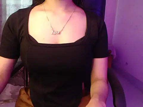 Snapshot of SexyMihika chatting on November 25, 2025, 3:40 am SexyMihika online show from November 25, 2025, 3:40 am