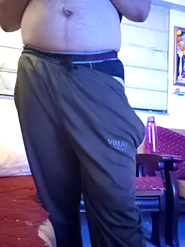 Snapshot of samee00721 chatting on September 28, 2025, 7:32 pm samee00721 online show from September 28, 2025, 7:32 pm