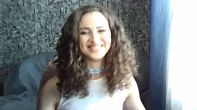 Snapshot of vanessaxmia chatting on December 18, 2024, 8:42 am vanessaxmia online show from December 18, 2024, 8:42 am