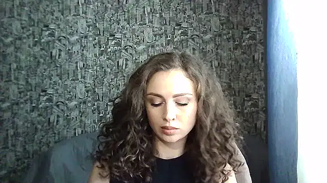 Snapshot of vanessaxmia chatting on December 17, 2024, 7:39 am vanessaxmia online show from December 17, 2024, 7:39 am