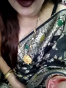 Snapshot of Mayuri77 chatting on November 11, 2025, 6:52 am Mayuri77 online show from November 11, 2025, 6:52 am