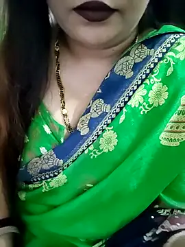 Snapshot of Mayuri77 chatting on November 4, 2025, 7:28 pm Mayuri77 online show from November 4, 2025, 7:28 pm