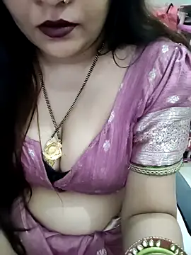 Snapshot of Mayuri77 chatting on December 13, 2025, 8:04 pm Mayuri77 online show from December 13, 2025, 8:04 pm