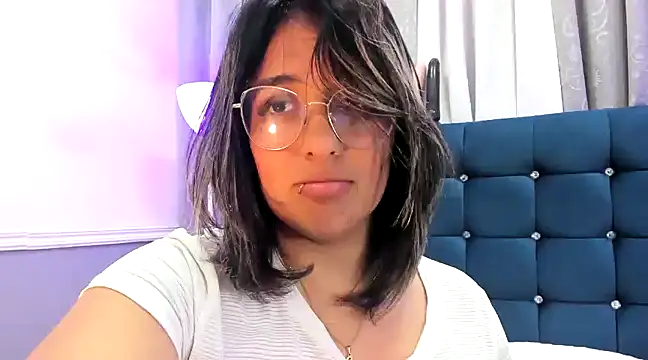 Pandoracherry online show from February 23, 2025, 9:00 am