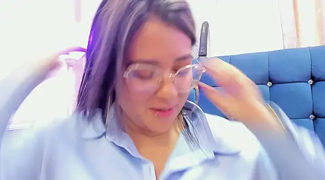 Pandoracherry online show from March 2, 2025, 1:53 pm