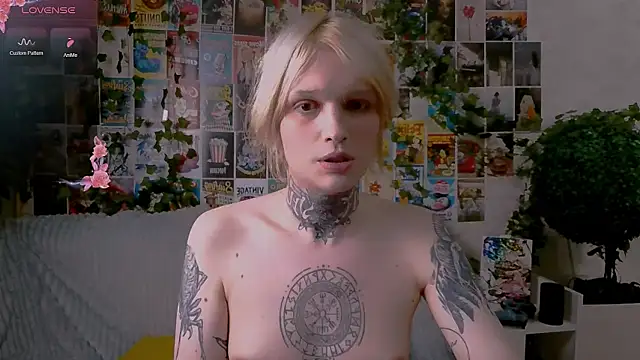 Simona Rain online show from September 30, 2025, 10:05 pm