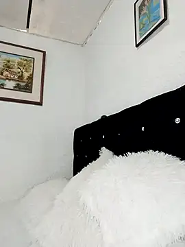 Snapshot of ElizabethWeil chatting on November 20, 2025, 2:07 pm ElizabethWeil online show from November 20, 2025, 2:07 pm