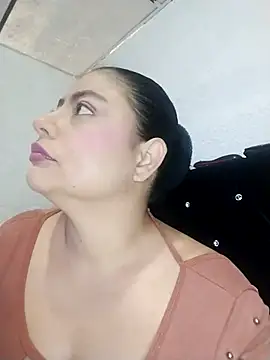 Snapshot of ElizabethWeil chatting on September 15, 2025, 2:28 pm ElizabethWeil online show from September 15, 2025, 2:28 pm