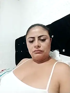 Snapshot of ElizabethWeil chatting on January 6, 2026, 7:01 am ElizabethWeil online show from January 6, 2026, 7:01 am