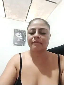 Snapshot of ElizabethWeil chatting on September 22, 2025, 2:01 pm ElizabethWeil online show from September 22, 2025, 2:01 pm