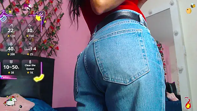 Snapshot of GeorginaBianco chatting on November 11, 2025, 12:11 pm GeorginaBianco online show from November 11, 2025, 12:11 pm