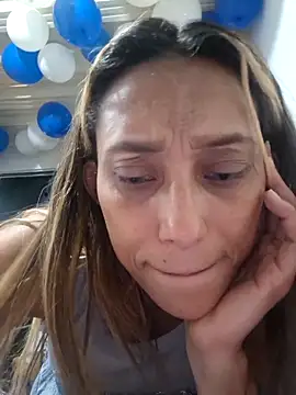 salome drasin online show from May 15, 2026, 11:36 pm