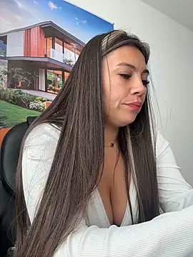 LIZ-06  online show from March 4, 2026, 1:52 pm