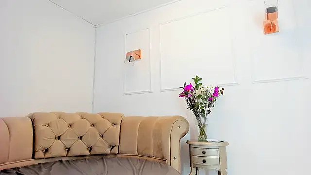 Snapshot of briannaduque chatting on February 21, 2025, 7:21 pm briannaduque online show from February 21, 2025, 7:21 pm