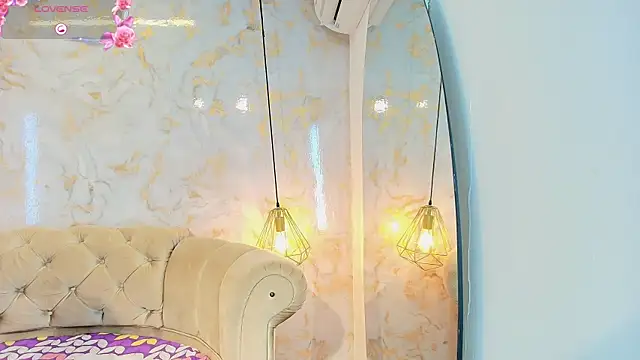 Snapshot of briannaduque chatting on October 2, 2025, 1:36 pm briannaduque online show from October 2, 2025, 1:36 pm