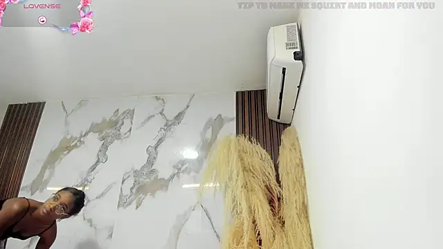 Snapshot of briannaduque chatting on September 29, 2025, 5:18 pm briannaduque online show from September 29, 2025, 5:18 pm