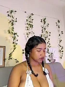 Snapshot of emmamillher chatting on September 20, 2025, 9:31 pm emmamillher online show from September 20, 2025, 9:31 pm