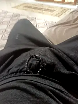 Snapshot of Cumi1454 chatting on October 22, 2025, 8:08 pm Cumi1454 online show from October 22, 2025, 8:08 pm