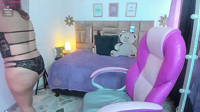 Snapshot of olivia_willd chatting on February 19, 2026, 7:44 pm olivia willd online show from February 19, 2026, 7:44 pm