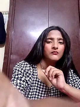 BabySlimmy10 online show from February 18, 2026, 5:53 pm