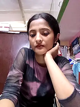 BabySlimmy10 online show from October 6, 2025, 7:03 pm