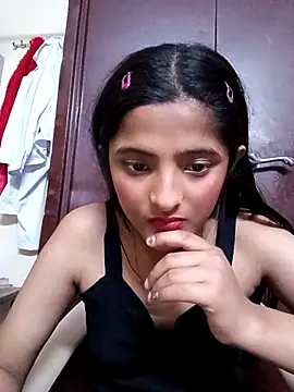 BabySlimmy10 online show from February 26, 2026, 5:57 pm