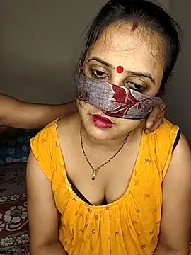 Snapshot of Cute-manisha chatting on June 25, 2026, 5:23 am Cute-manisha online show from June 25, 2026, 5:23 am