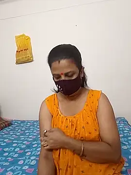 Snapshot of Cute-manisha chatting on November 11, 2025, 3:34 am Cute-manisha online show from November 11, 2025, 3:34 am